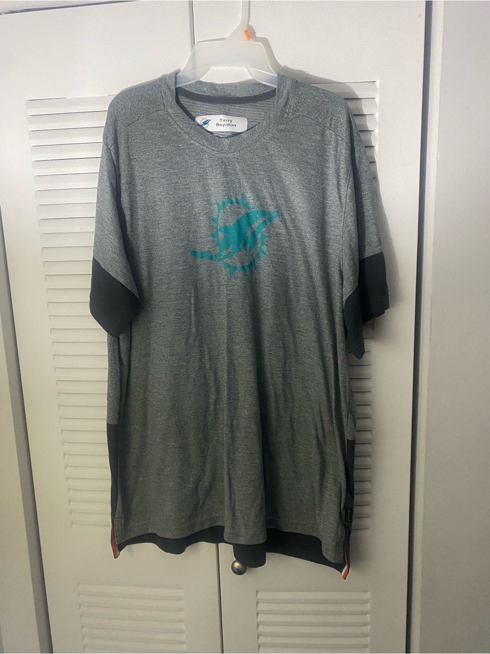 Nike Miami dolphins official team issued Men's on field  Gray Performance Tee